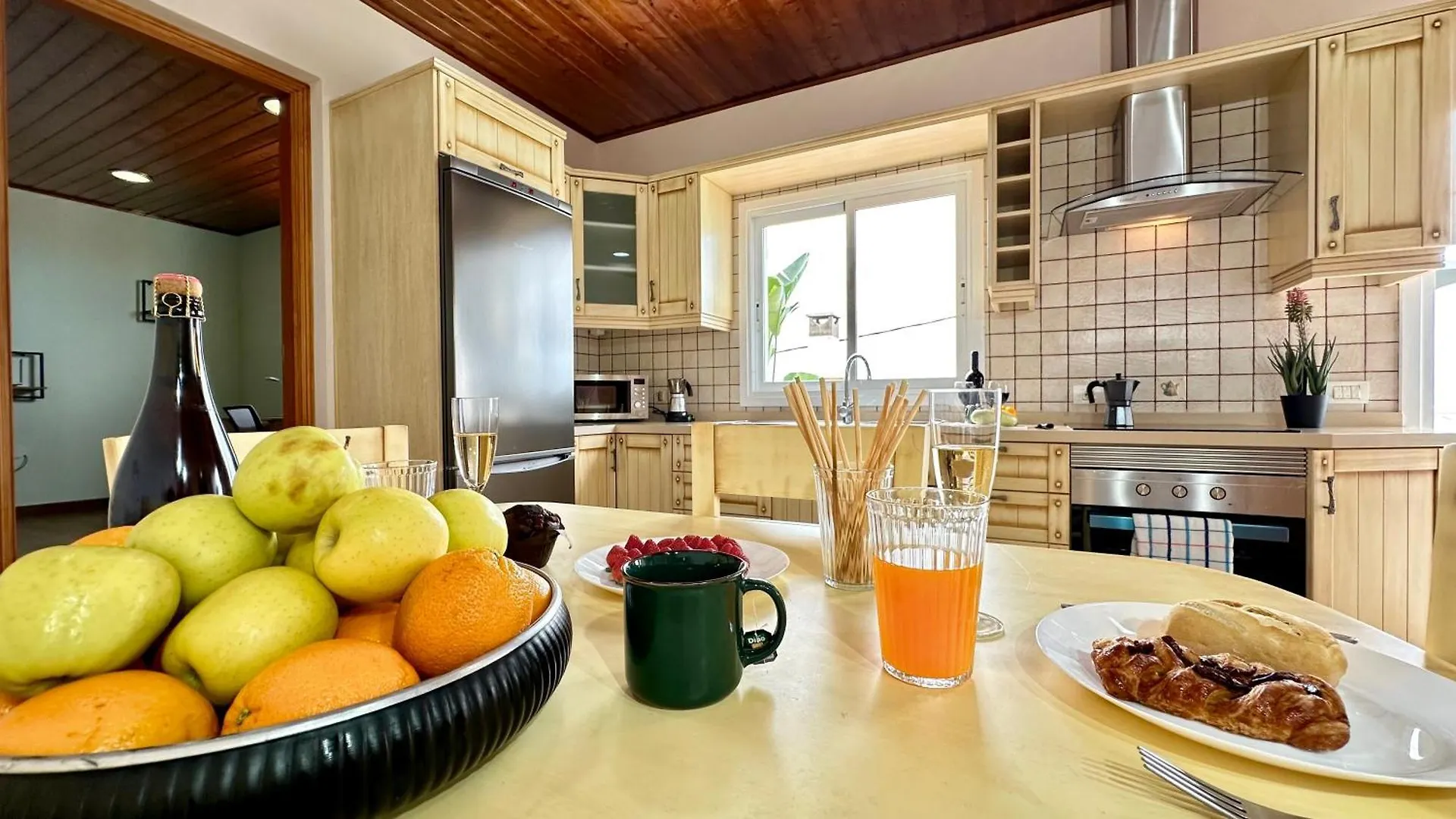 Apartment Maravilloso Atico Con Terraza, Vistas, Bbq, Wifi La Laguna  Spain